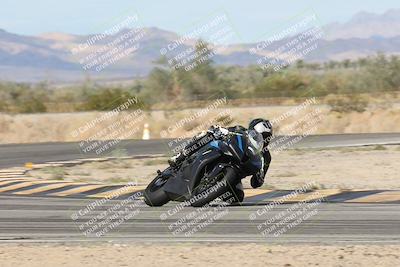 media/Nov-16-2025-Race Pace (Sun) [[8c5fa54630]]/Verified Riders/7-Turn 4 (1155am)/